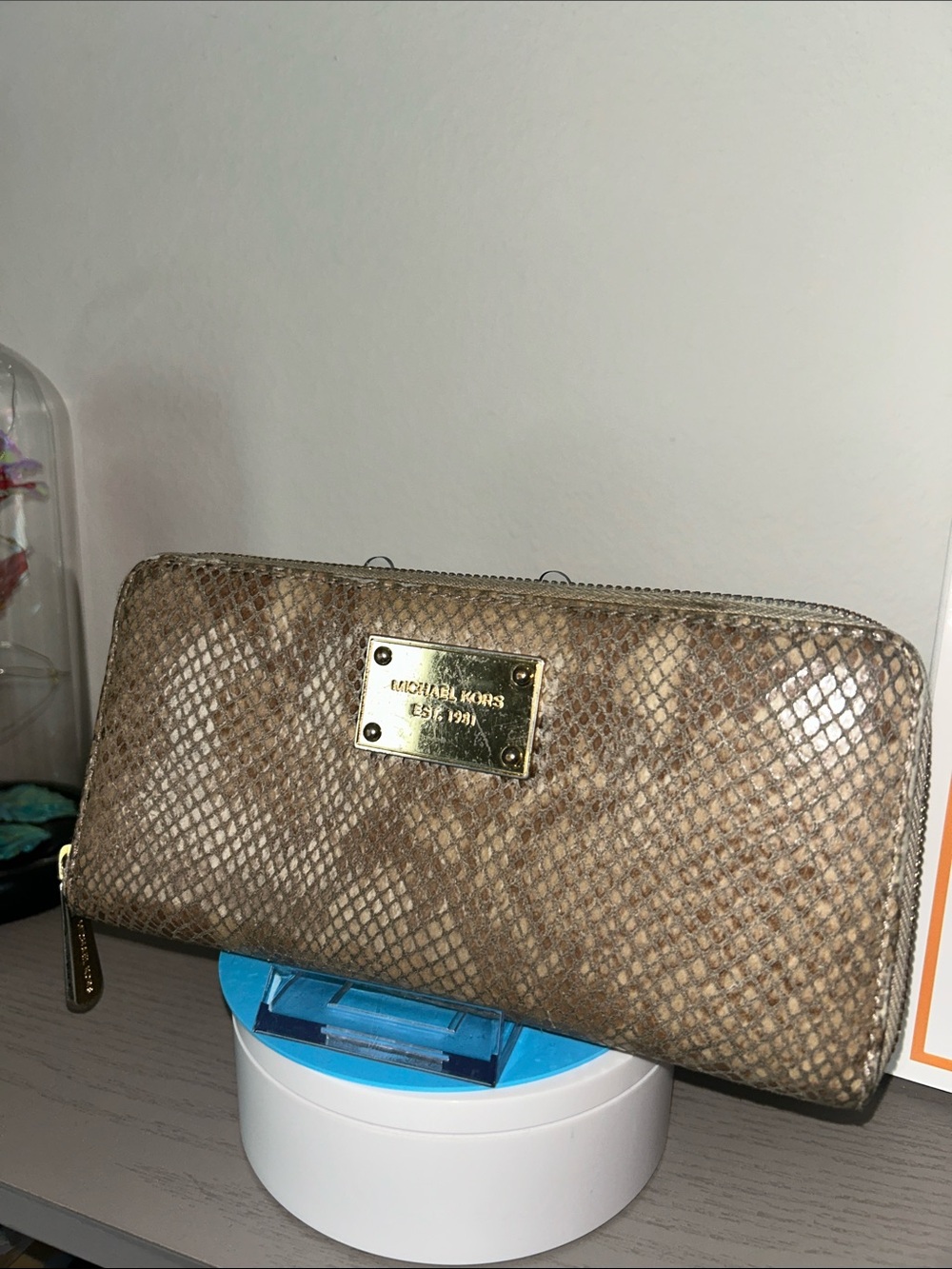Michael Kors Snake-Embossed Zip Wallet with Gold Plaque - Picture 4 of 9